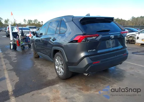 2021 Toyota Rav4 Xle Premium from USA, damaged, VIN 2T3C1RFV6MC104156
